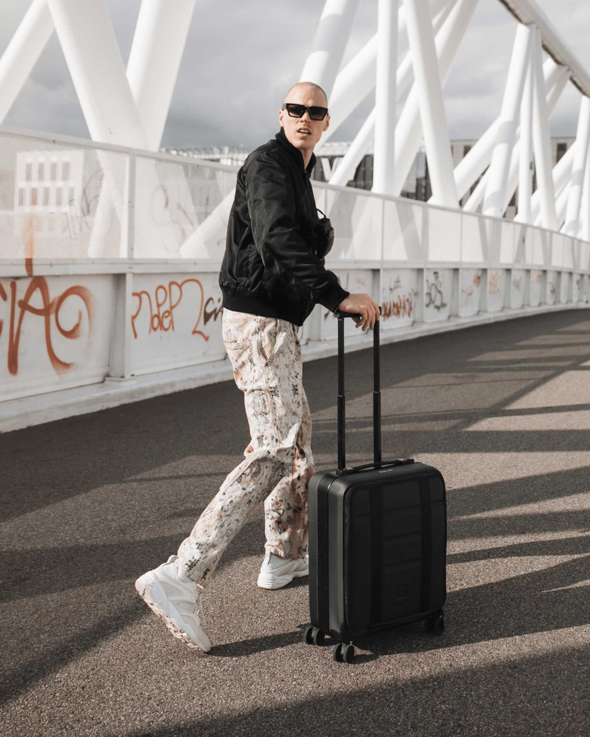 Db Ramverk Pro carry-on suitcase | Escapism