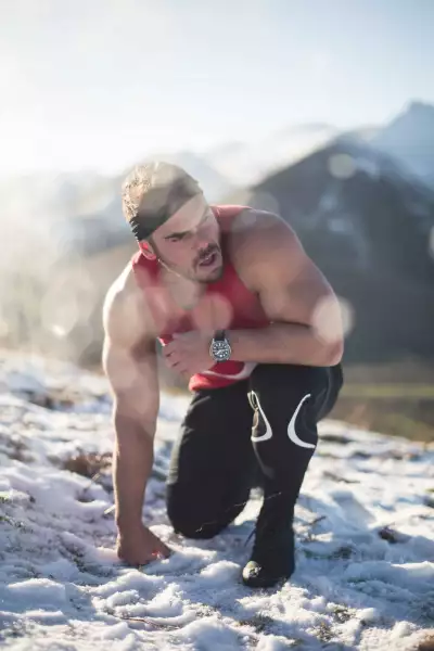 Ross Edgley in training