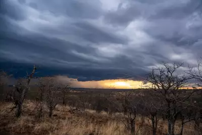 Weather coming in over Tuli Block