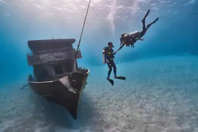 Shipwreck diving in Bermuda
