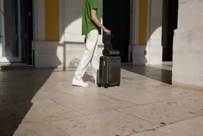 The Horizn Studios M5 Smart Cabin case