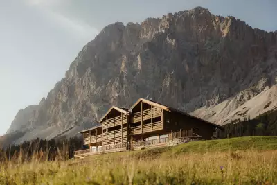 Eriro&rsquo;s exterior