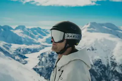 Oakley Flow Scape