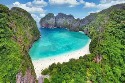 Beach in Ko Phi Phi