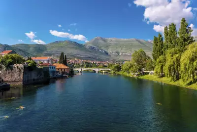 Arslanagić Bridge spanning the Trebišnjica River in the city of Trebinje Arslanagić Bridge spanning the Trebišnjica River in the city of Trebinje