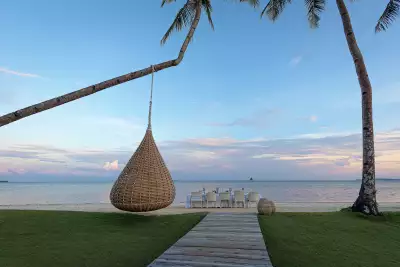 Beach dining at Nay Palad