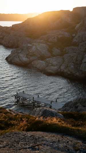 A view of a pier from the bluff above Bryggvingen A view of a pier from the bluff above Bryggvingen