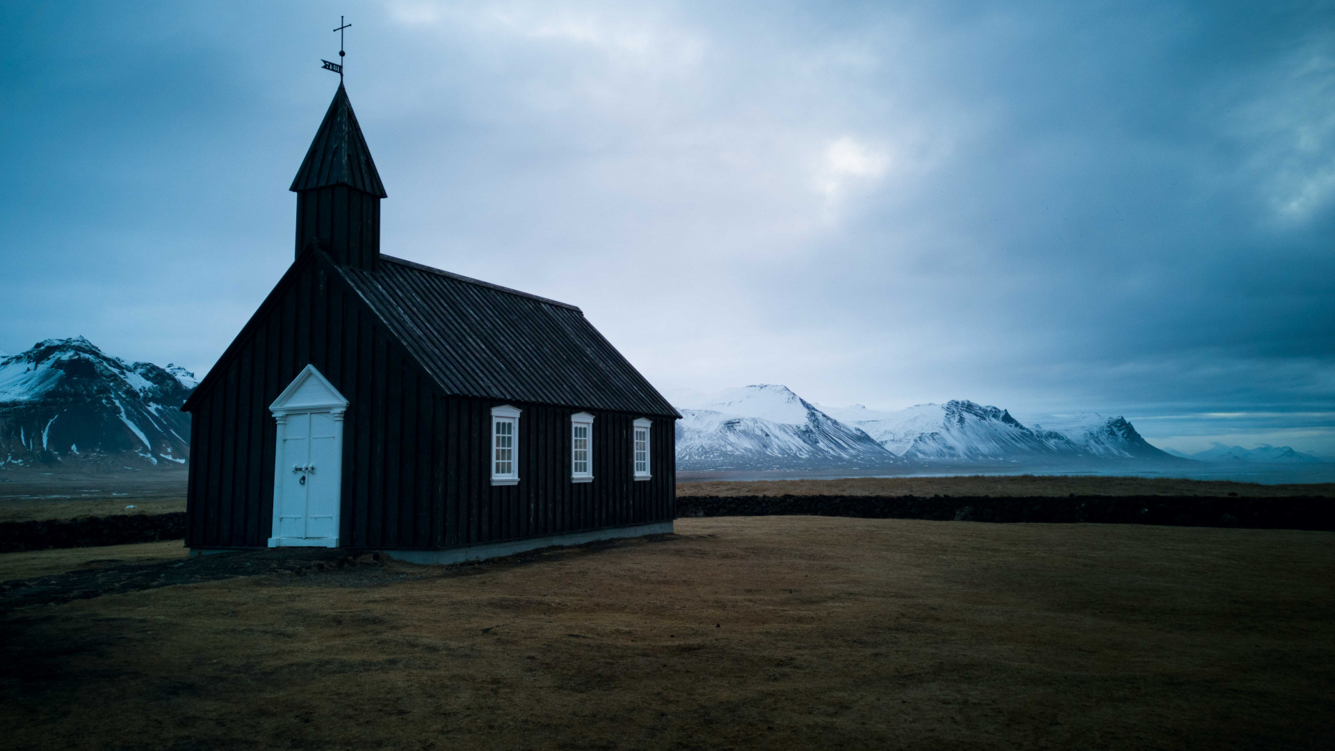 Snaefellsnes, west Iceland: Budir black church