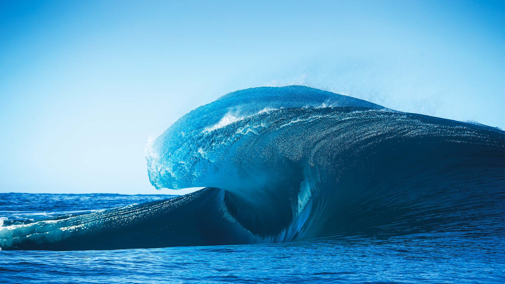 World's best waves amazing surf spots in photos Escapism Magazine