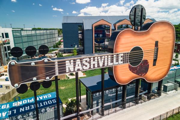 Nashville guitar sign