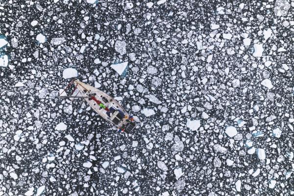 A boat among the ice caps