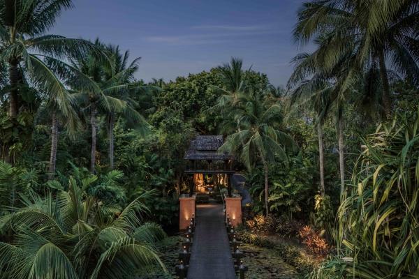 Entrance of Anantara Bophut Koh Samui Resort