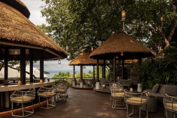 The Singing Bird Lounge at Anantara Lawana Koh Samui Resort