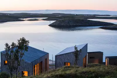 Arctic Hideaway, exterior