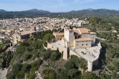 Castell Art&agrave;