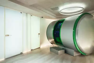 The hyperbaric oxygen chamber at HUM2N