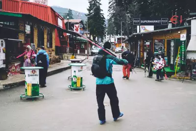 Having travelled by public transport from Italy to Austria, Slovakia, and Romania, Lo&iuml;c arrives in Borovets, Bulgaria