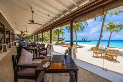 Sangu beach bar