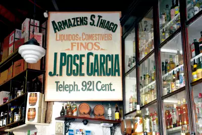 One of Rio's legacy liquor stores