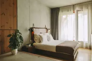 Suite with kitchenette and garden