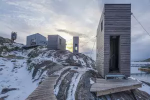 Arctic Hideaway, exterior