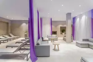 Carrossa spa lounge