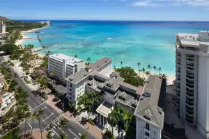 Moana Surfrider shot from above Moana Surfrider shot from above