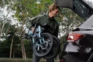 Easily transported anywhere Easily transported anywhere