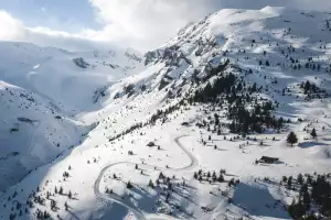 Lynx Lodge sits at 1,750m above sea level, on one side of a huge, high-alpine bowl beneath the summit of Gjeravica