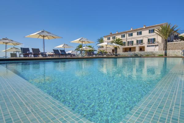 Carrossa infinity pool