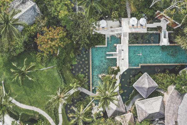 The swimming pool at Kamalaya Koh Samui