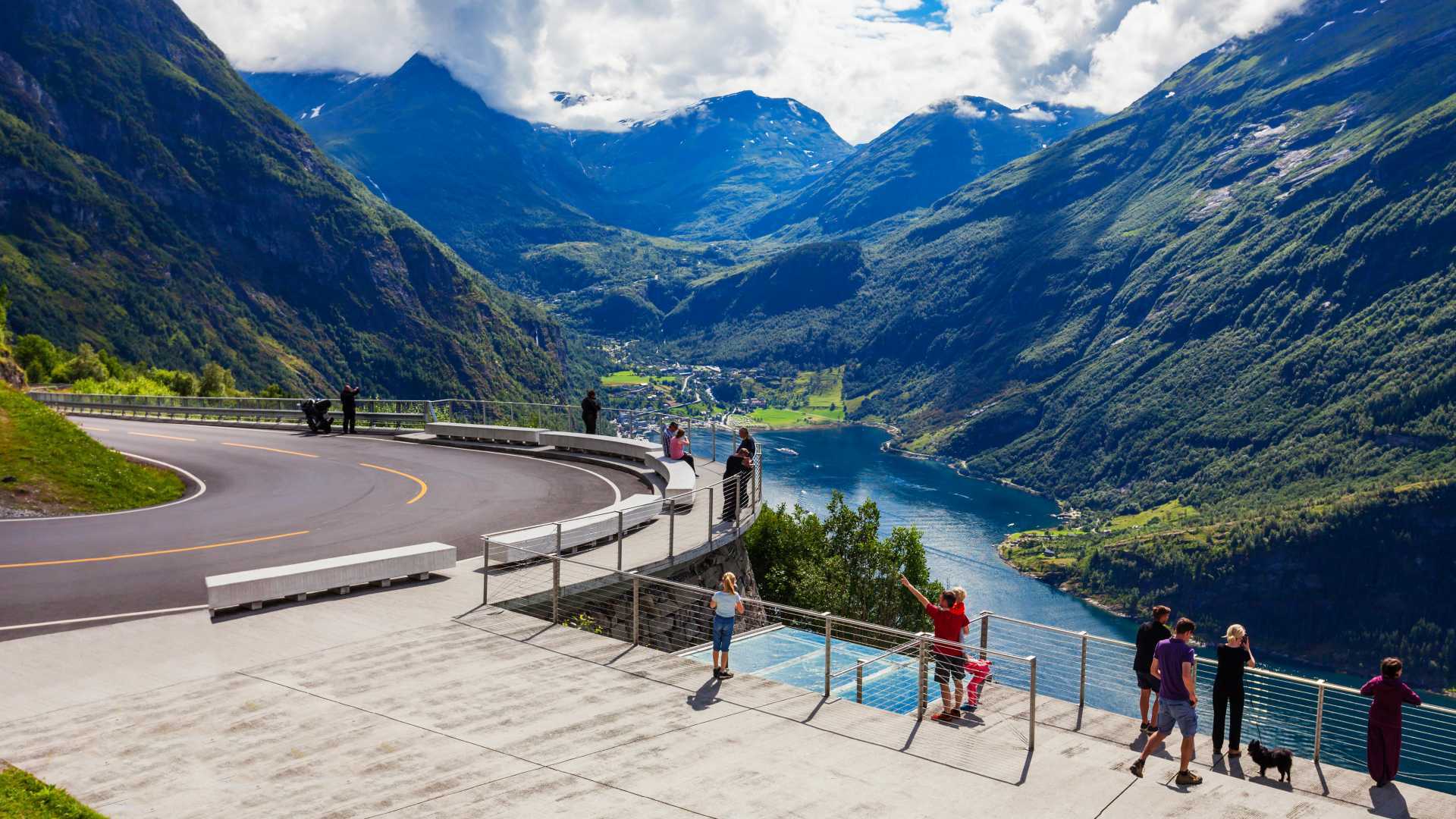 The best summer road trips in Norway Escapism