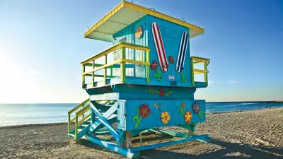 Miami-Beach-Lifeguard-Hut