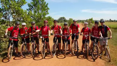 Vietnam-Cyclists-Image-1