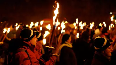 Procession_Calton_Hill