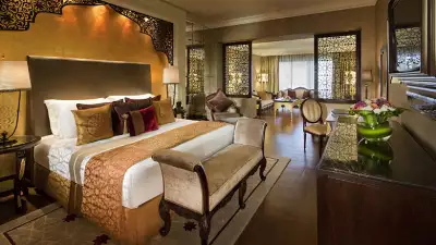 Jumeirah-Zabeel-Saray---Junior-Suite-King