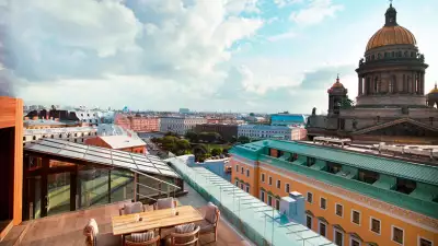 W-St-Petersburg---miXup-Terrace-day-1