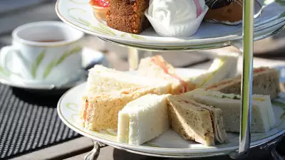 Royal-Crescent-Afternoon-Tea