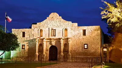 alamo-at-dusk2Richard-Nowitz_Tag_Alamo