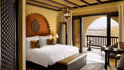 ju_25_100_getaways_around_the_world_vol1_010