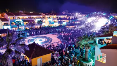 130625_Ushuaia_Opening_039-cmyk