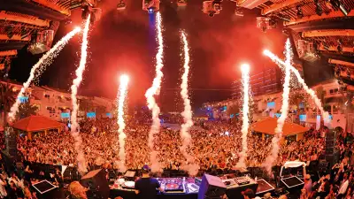 130625_Ushuaia_Opening_070_cmyk