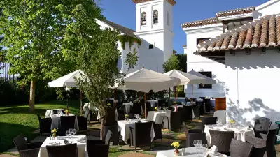 El-Cortijo-Restaurant-5_-La-Bobadilla