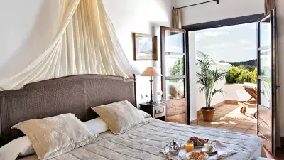 Guest-Room-1_La-Bobadilla