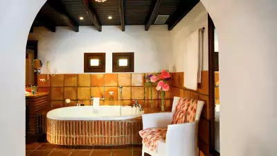 Guest-Room-2_La-Bobadilla