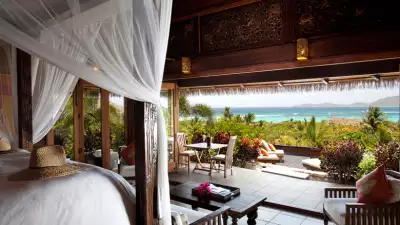 Necker-Island_Bali-Kukila