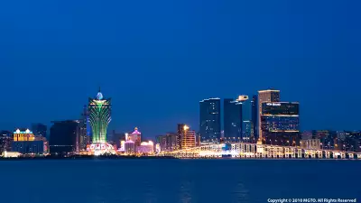 Night-Skyline-Compressed