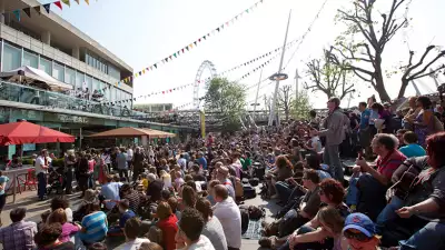 Crowd-at-Southbank-Centre_Credit-Belinda-Lawley