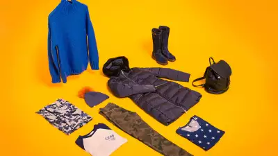 Escapism girls gear