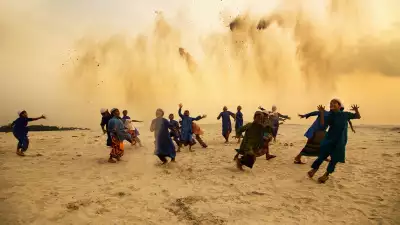 Tanveer Rohan, Dhaka, Bangladesh, Winner, National Award, 2016 Sony World Photography Awards